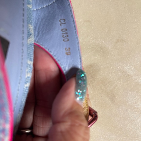 🆕 Louis Vuitton Monogrammed Denim Wedges - Picture 6 of 9